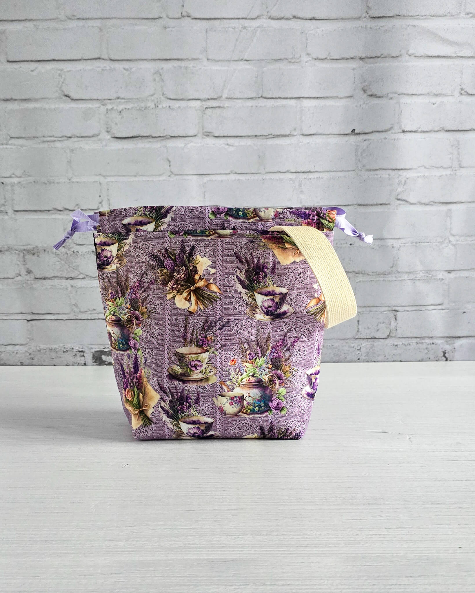 Tuva Bag S Lavender Tea Projekttasche handgenäht in Bayern von Nadelmikado