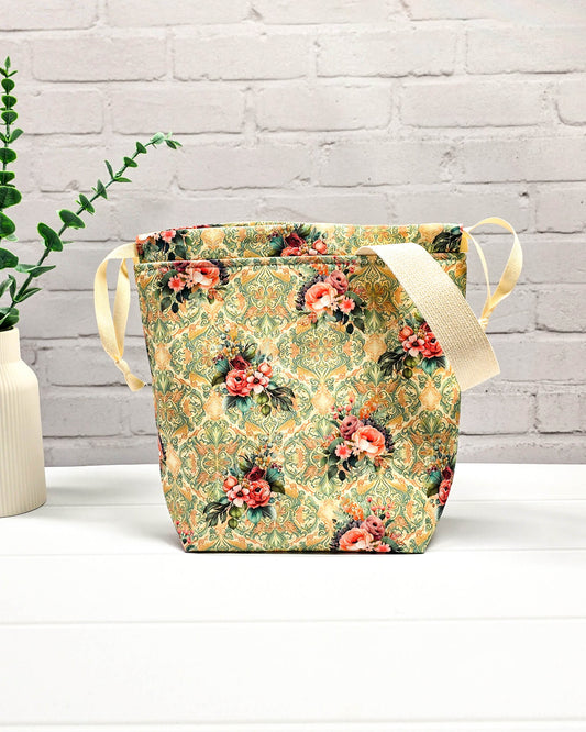 Stricktasche Vintage Tea Roses – Kordelzugtasche von Nadelmikado, handmade in Bayern