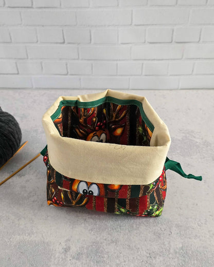 Tuva Projekttasche mit Rentiermotiv und Kordelzug-handgenäht in Bayern von nadelmikado