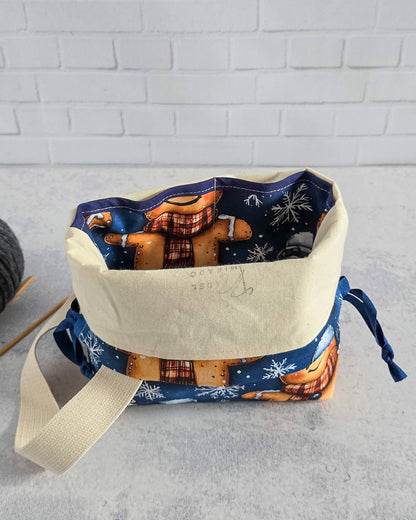 Tuva Projekttasche mit Lebkuchenmotiv und Kordelzug - handgenäht in Bayern von Nadelmikado