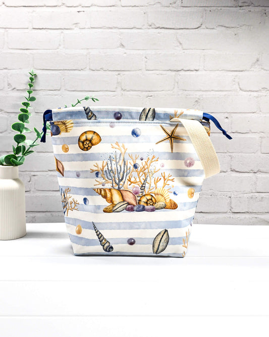 Projekttasche Tuva M maritim Streifen Muscheln handgenäht Bayern von Nadelmikado