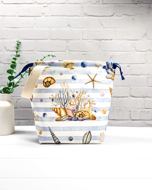 Projekttasche Tuva M maritim Streifen Muscheln handgenäht Bayern von Nadelmikado