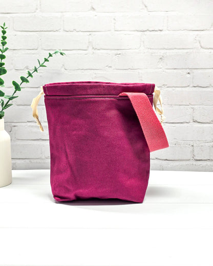 Canvas Projekttasche Tuva S Berry handgenäht in Bayern von Nadelmikado